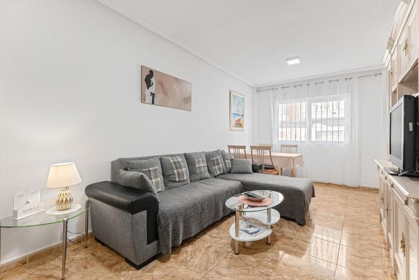Yovalu Con Balcon,Yovalu1Sin Balcon, Yovalutres Con Piscina Apartment Torrevieja Phòng bức ảnh