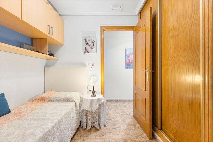 Yovalu Con Balcon,Yovalu1Sin Balcon, Yovalutres Con Piscina Apartment Torrevieja Phòng bức ảnh